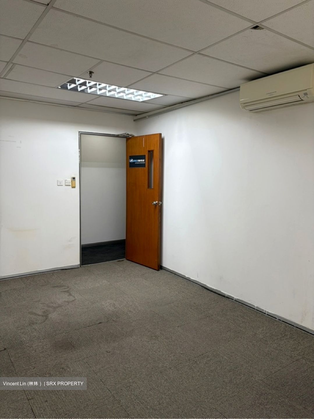 Tong Lee Building Block B (D13), Warehouse #612910701